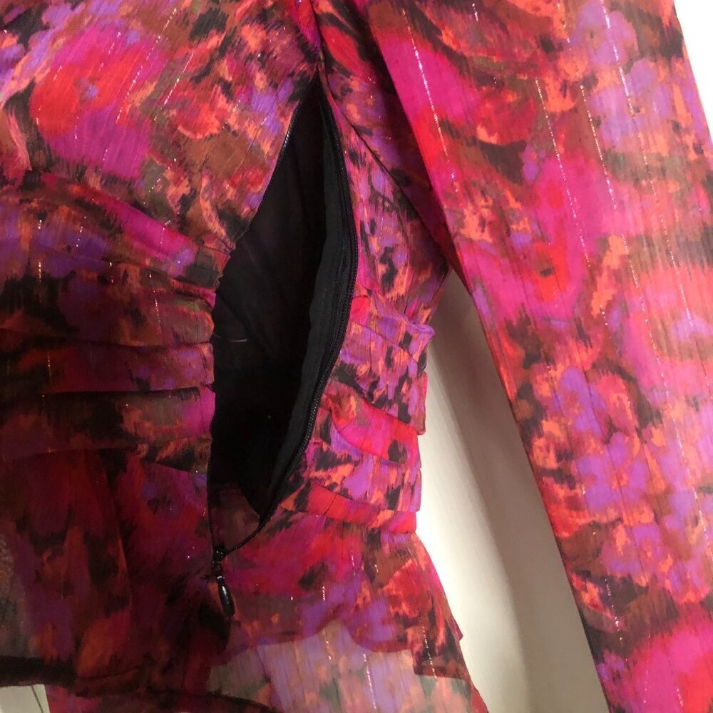 Steve Madden BNWT‎ Azura Floral V-Neck Peplum top with side zipper sz M - Picture 5 of 8